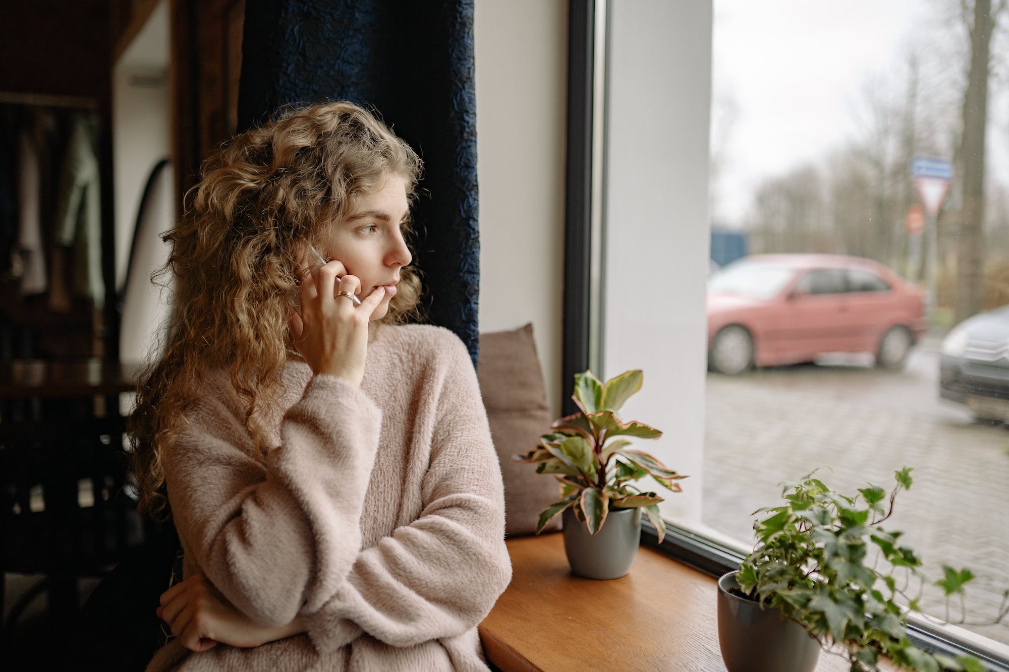 woman talking on the phone